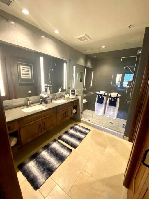 Ski In/Out - Zalanta - Great Location- 2 Hot Tubs - Heated Pool South Lake Tahoe Exterior photo